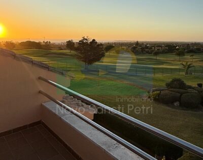 Pareado en el Balcón del Novo